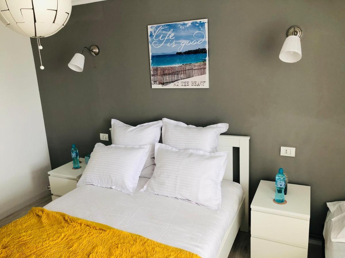 Sea View Apartments Mangalia Extérieur photo